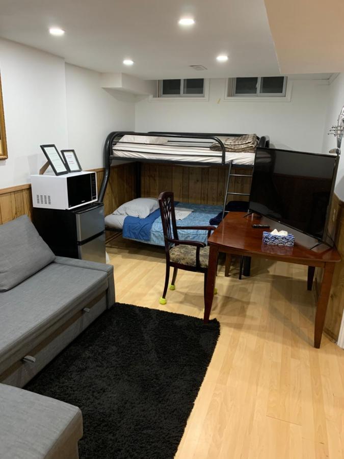 Big Oasis Studio Near Airport Yyz Hotel Toronto Kültér fotó