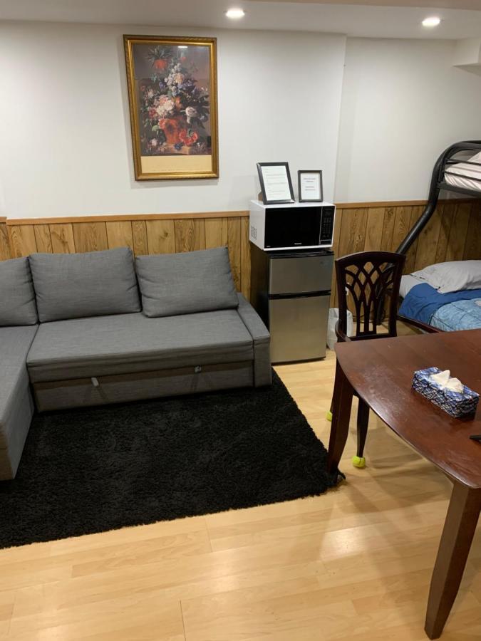 Big Oasis Studio Near Airport Yyz Hotel Toronto Kültér fotó