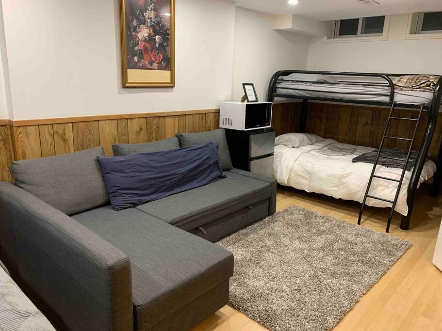 Big Oasis Studio Near Airport Yyz Hotel Toronto Kültér fotó